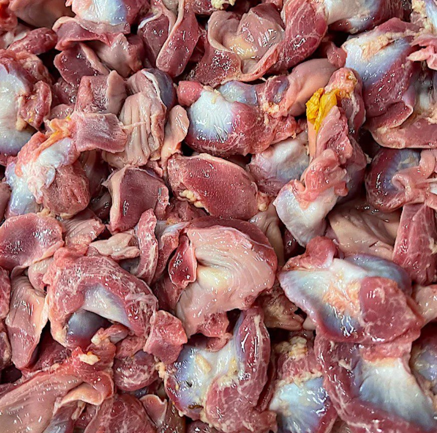 Frozen Chicken Gizzards - 10kg per Carton | 100 Cartons pers tone - Silver Food GmbH Germany Poultry & Meat